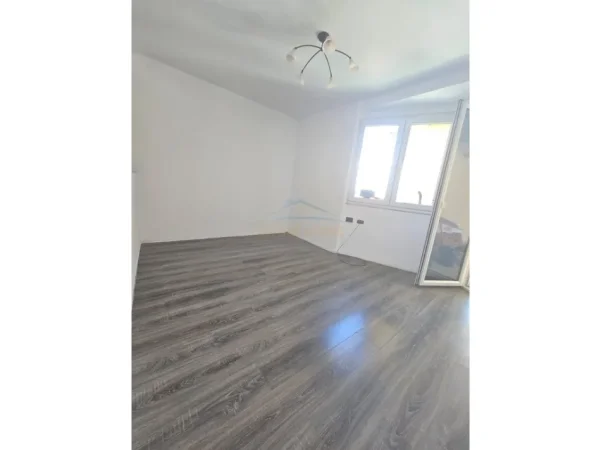 shitet apartament 2+1 Kati 6, 90 m² 185.000 € (Fusha Aviacionit)