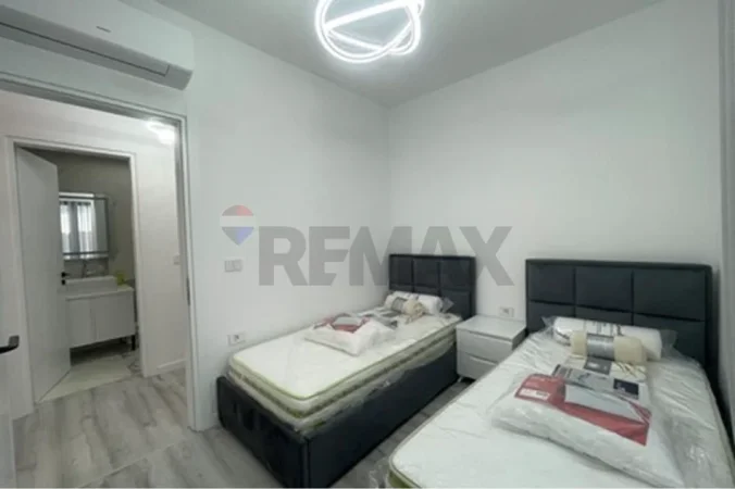 Tirane, jepet me qera apartament 2+1+Ballkon , 110 m² 800 € (Don Bosko)