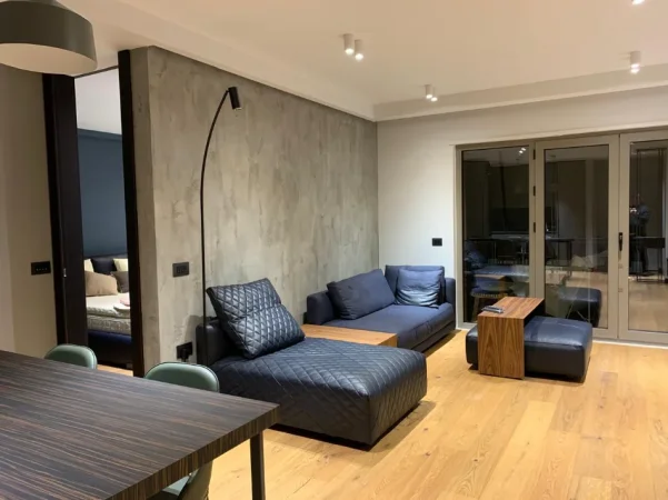 Tirane, jepet me qera apartament 1+1+Ballkon , 79 m² 1.200 € (Kompleksi Delijorgji, Rruga e Kavajes)