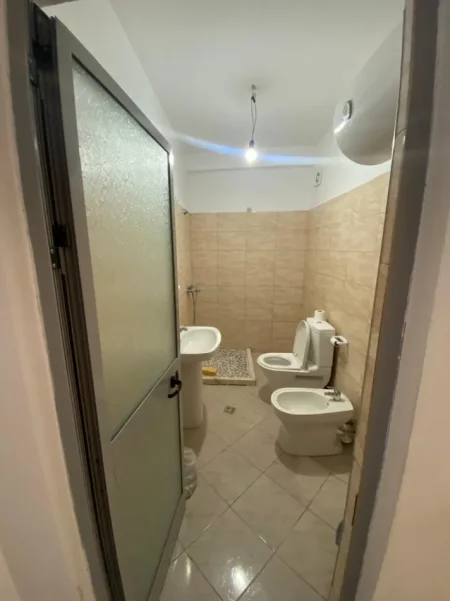 Tirane, shitet apartament 2+1 Kati 3, 87 m² 115.000 € (yzberisht)