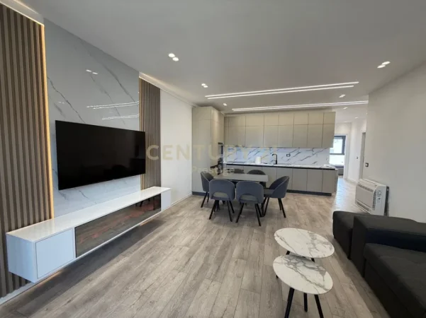 Tirane, jepet me qera apartament 2+1 Kati 6, 108 m² 700 € (bulevardi i ri)