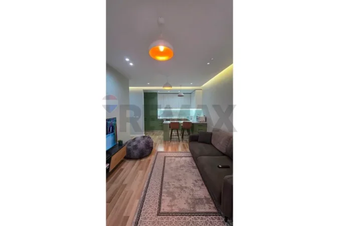 Shitet Apartamenti 1+1 - Ali Demi