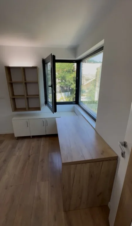 Tirane, jepet me qera Vile Vile 3 Katshe , 590 m² 3.500 € (TEG)