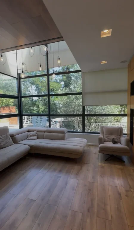 Tirane, jepet me qera Vile Vile 3 Katshe , 590 m² 3.500 € (TEG)