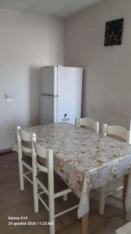 Tirane, jepet me qera apartament 2+1 Kati 7, 80 m² 480 € (LAPRAKE)
