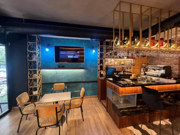 🔥 OKAZION 🔥 🍸 JEPET ME QERA LOKAL NE 📍 ASTIR TEK VILA L,  1 MILION LEKE