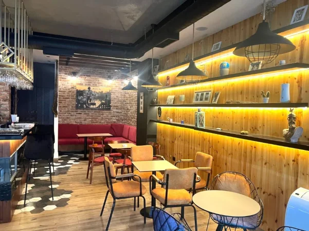 🔥 OKAZION 🔥 🍸 JEPET ME QERA LOKAL NE 📍 ASTIR TEK VILA L,  1 MILION LEKE