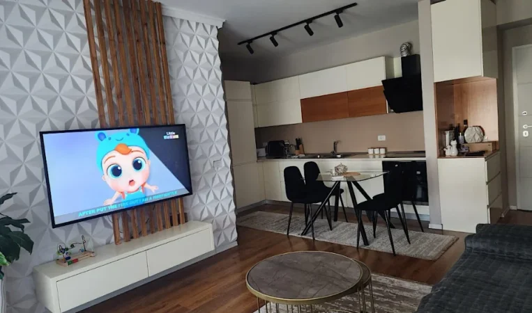 Tirane, jepet me qera apartament 2+1 Kati 3, 90 m² 1.000 € 
