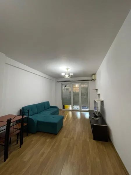 Tirane, jepet me qera apartament 2+1 Kati 2, 95 m² 550 € (QYTETI STUDENTI)
