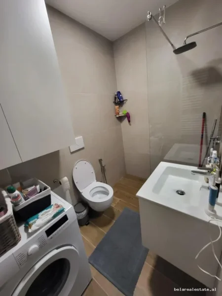 Tirane, shes apartament 1+1 Kati 8, 58 m² 150.000 € (todi shkurti)