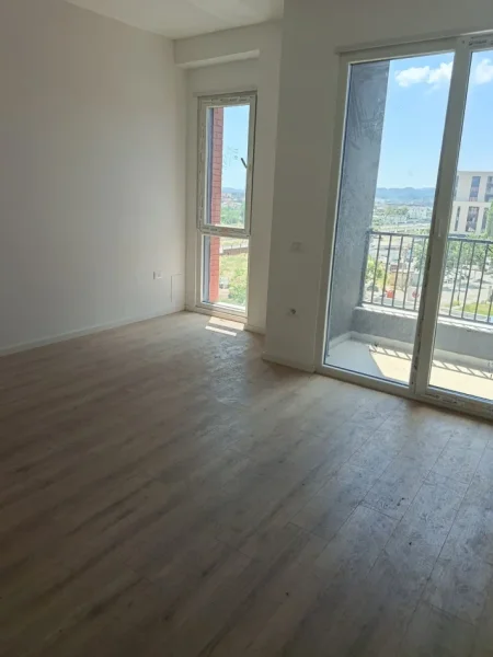 Tirane, shitet apartament 1+1 Kati 3, 60 m² 90.000 € (Paskuqan)