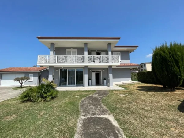 Tirane, shes shtepi Vile 2 Katshe , 1.025 m² 350.000 € (Marikaj, Vore)