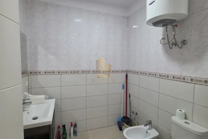 Tirane, jepet me qera ambjent biznesi Kati 1, 63 m² 500 € (Shkolla e Baletit)