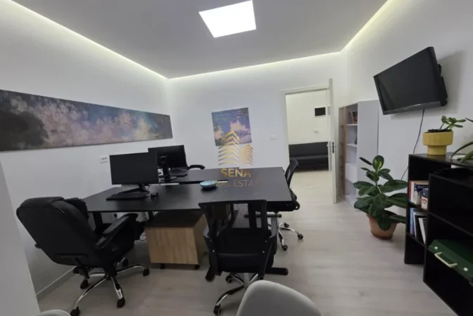 Tirane, jepet me qera ambjent biznesi Kati 1, 63 m² 500 € (Shkolla e Baletit)