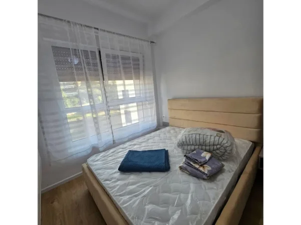 Tirane, jepet me qera apartament 1+1+Ballkon Kati 4, 55 m² 550 € (Pasho Hysa)