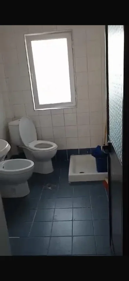 Tirane, shitet apartament 1+1 Kati 6, 58 m² 90.000 € (Laprakë)