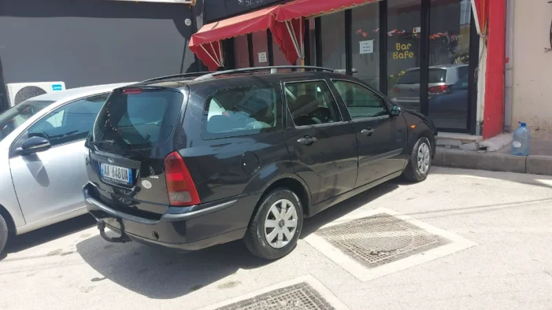 Tirane, shes makine me portobagazh Ford Focus me portobagazh Nafte, e zeze manuale Klima