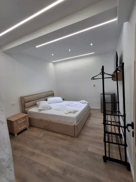 Vlore, jepet me qera vetem 1 dhome 1+1 Kati 2, 35 m² 35 € (Andrea Varfi)