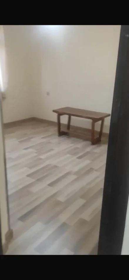 Tirane, jepet me qera apartament 1+1 Kati 3, 70 m² 350 € (Xhamlliku)