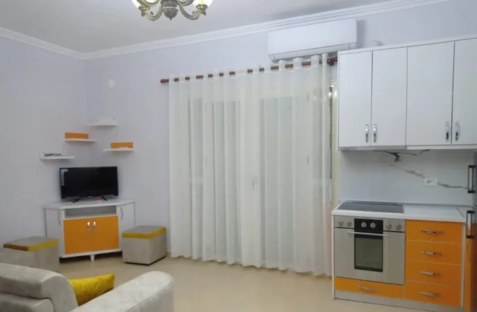 Tirane, jepet me qera apartament 2+1 Kati 2, 80 m² 520 € (Universiteti Europian)