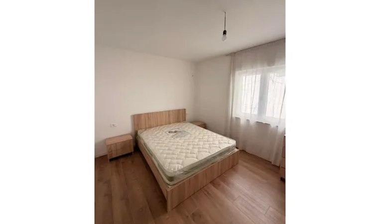 Tirane, jepet me qera apartament 1+1+Ballkon , 750 € 