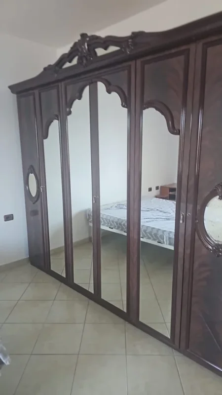 Tirane, jepet me qera apartament 2+1 Kati 2, 90 m² 390 € (Laprakë)