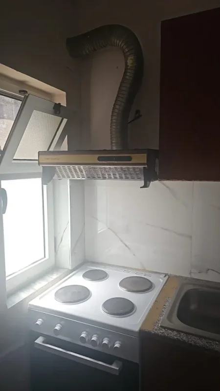 Tirane, jepet me qera apartament 2+1 Kati 2, 90 m² 390 € (Laprakë)