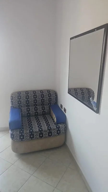 Tirane, jepet me qera apartament 2+1 Kati 2, 90 m² 390 € (Laprakë)
