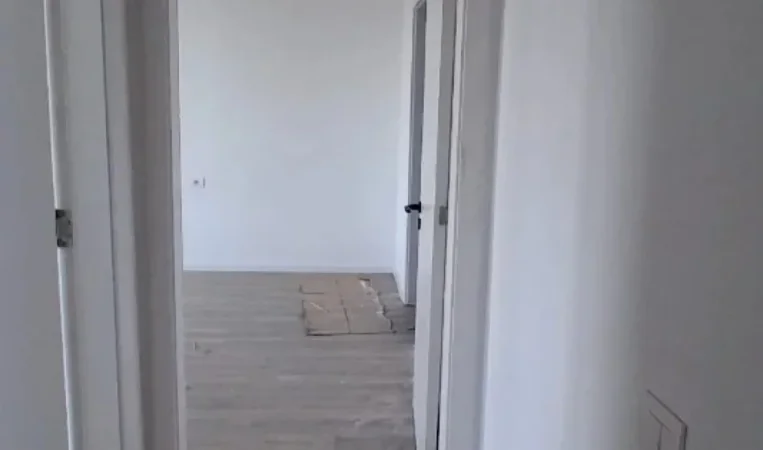 Tirane, jepet me qera apartament 2+1 Kati 5, 99 m² 500 € 