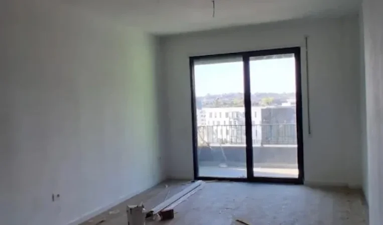 Tirane, jepet me qera apartament 2+1 Kati 5, 99 m² 500 € 