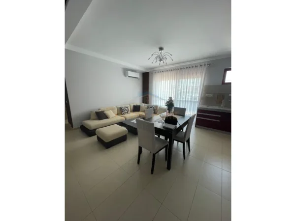 Shitet, Apartament 2+1+2, Zogu i Zi, Tiranë. 0696069906