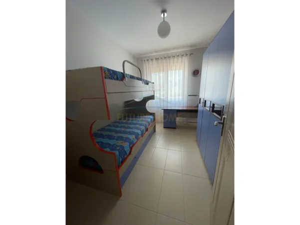 Shitet, Apartament 2+1+2, Zogu i Zi, Tiranë. 0696069906