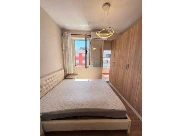 Shitet, Apartament 2+1, Unaza e Re, Tiranë 0696069906