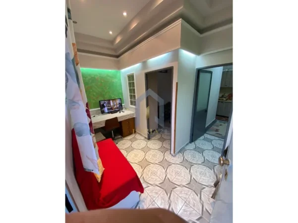 Tirane, jap me qera garsonier Studio Kati 1, 27 m² 300 € (Garzoniere me qira ne “Allias”)