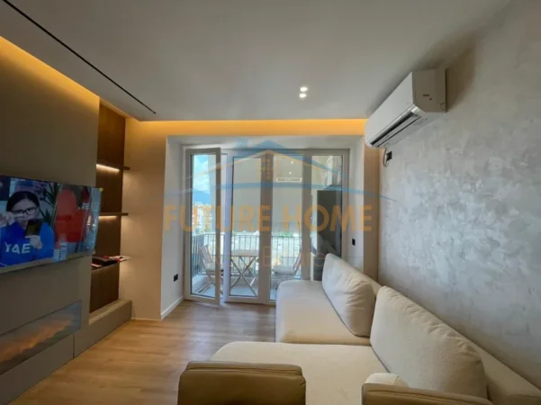 Tirane, shitet apartament 2+1+Aneks+Ballkon Kati 10, 67 m² 179.000 € (KOMPLEKSI AURA)