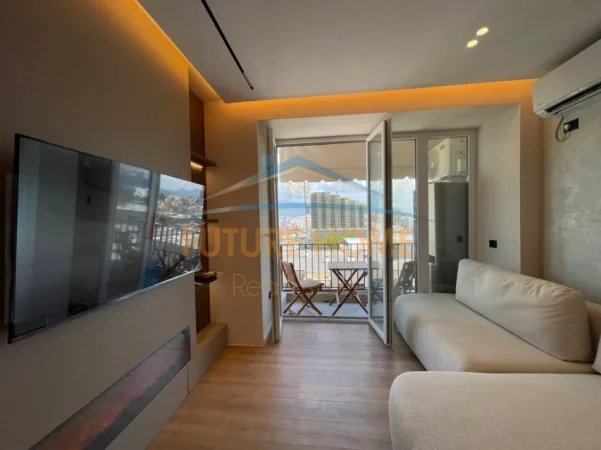 Tirane, shitet apartament 2+1+Aneks+Ballkon Kati 10, 67 m² 179.000 € (KOMPLEKSI AURA)
