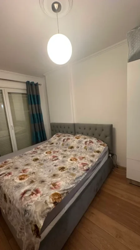 🔥 OKAZION 🏡 Jepet me Qera Apartament 2+1+2 + Ballkon ne Astir tek Vila L,  550 mije leke