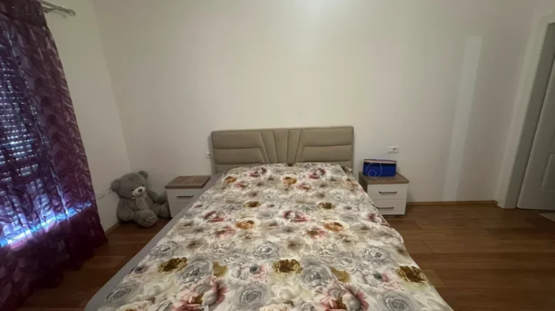 🔥 OKAZION 🏡 Jepet me Qera Apartament 2+1+2 + Ballkon ne Astir tek Vila L,  550 mije leke