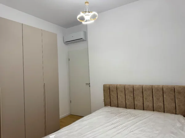 Tirane, jepet me qera apartament 2+1 Kati 2, 530 € (Ali Demi)