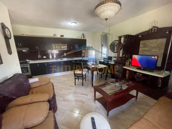 Tirane, shitet apartament 2+1+Aneks+Ballkon Kati 2, 87 m² 150.000 €