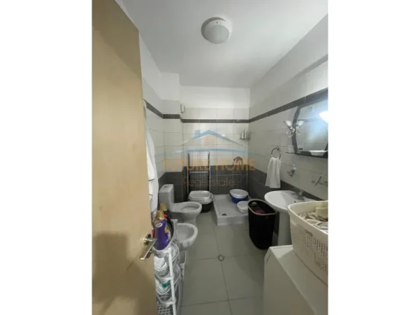 Tirane, shitet apartament 2+1+Aneks+Ballkon Kati 2, 87 m² 150.000 €
