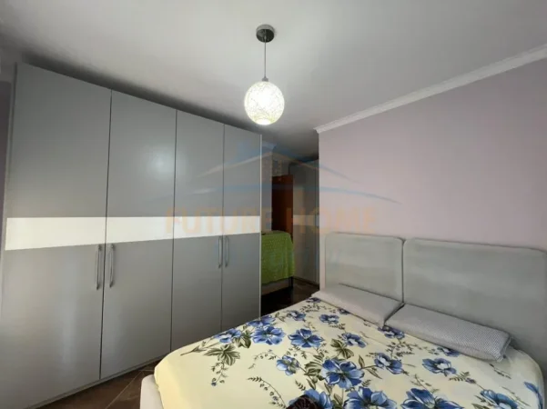 Tirane, shitet apartament 2+1 Kati 2, 106 m² 283.000 € (rruga peti)
