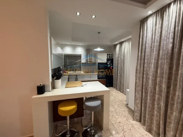 Tirane, shitet apartament 2+1+Aneks+Ballkon Kati 2, 137 m² 410.000 € (LIQENI THATE)