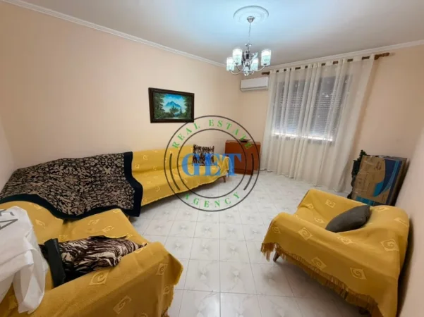 Durres, jepet me qera apartament 1+1 Kati 2, 60 m² 300 € (Lagjja 16, Durrës)
