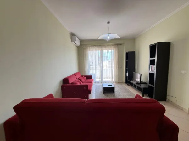 Tirane, jepet me qera apartament 2+1 Kati 3, 113 m² 750 € (Ura Tabakeve)