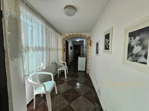 Tirane, shitet shtepi 1+1 Kati 1, 84 m² 115.000 € (Ali Demi)