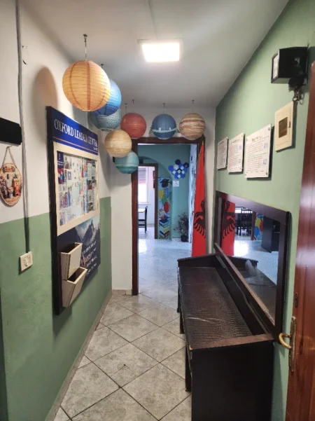 Tirane, jepet me qera zyre Kati 2, 124 m² 1.200.000 € 