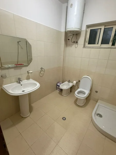 Apartament 1+1 modern me qira – Rruga 5 Maji - 500€ / muaj  !