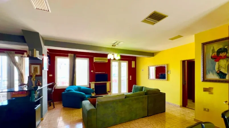Tirane, shitet apartament duplex 4+1+Aneks+Ballkon Kati 4, 343 m² 280.000 € (kodra e diellit)