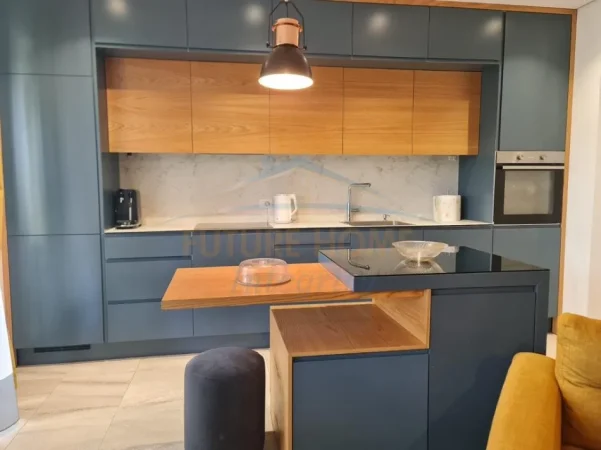 Gjiri i Lalezit, Shitet apartament 2+1+Oborr, Kati 0, 98 m² 390.000 € (Rezidenca San Pietro Residence)
